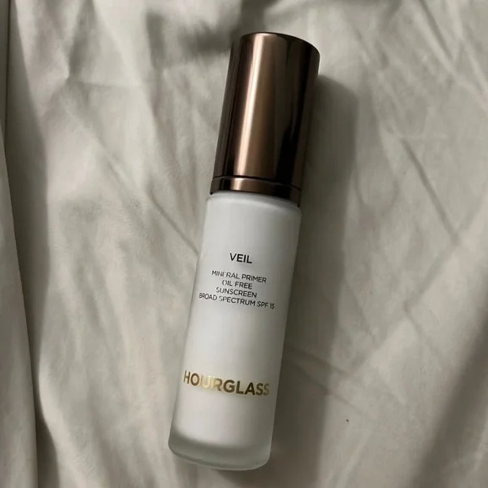 Hourglass Veil Mineral Primer